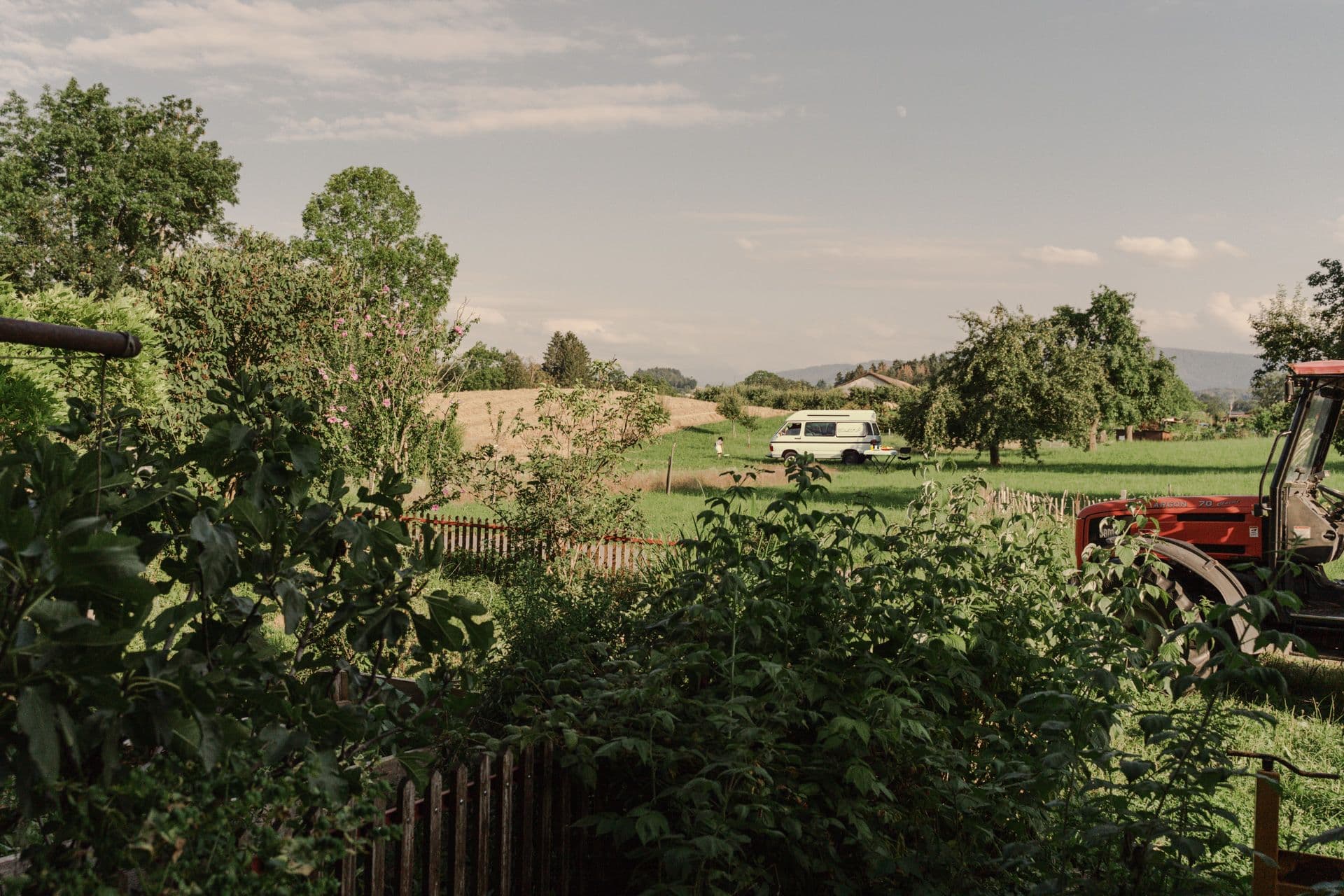 Camping auf dem Bauernhof: Entdecke das authentische Landleben